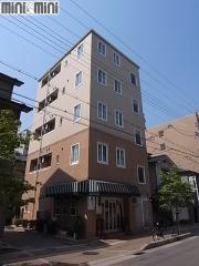 岩崎館