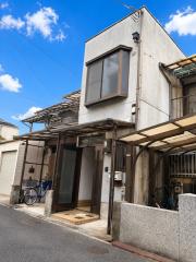 大東市三箇1丁目8ー10貸家