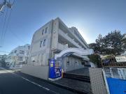 京王相模原線京王堀之内駅まで徒歩12分