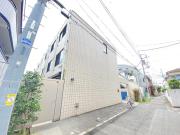 ＪＲ総武線（各駅停車）高円寺駅まで徒歩6分