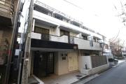 ＪＲ山手線代々木駅まで徒歩11分