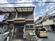 寝屋川市高柳7丁目25-1 2階建テラス