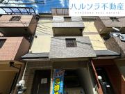 寝屋川市点野5-2-71 3階建て