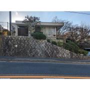 昭和区高峯町貸家