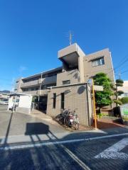 阪急伊丹線伊丹駅まで徒歩25分