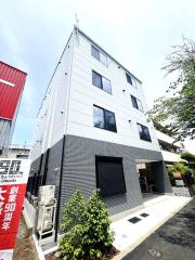 E.L.K RESIDENCE