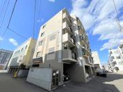 地下鉄南北線幌平橋駅まで徒歩6分