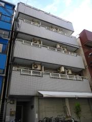 地下鉄谷町線谷町九丁目駅まで徒歩5分