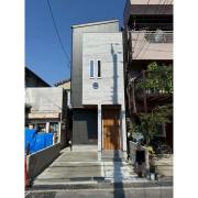 東大阪市池島町3-1-10 3階建