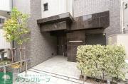 東京メトロ丸ノ内線四谷三丁目駅まで徒歩9分