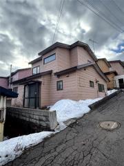 東町5丁目13-5戸建て