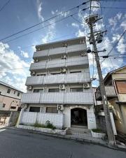 カモエKマンション