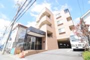 ウッドパレス駒岡