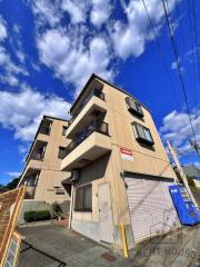 南海泉北線和泉中央駅まで徒歩26分