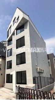 ＪＲ総武線（各駅停車）東中野駅まで徒歩8分