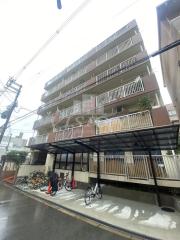 地下鉄御堂筋線大国町駅まで徒歩8分