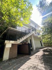 甲陽園目神山町戸建
