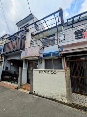 葛の葉町連棟戸建て 1