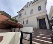 山月町1丁目貸家