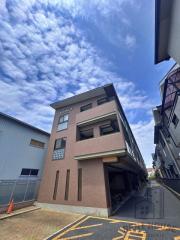 南海本線泉大津駅まで徒歩18分
