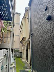 東京メトロ日比谷線広尾駅まで徒歩11分