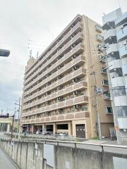 地下鉄御堂筋線西中島南方駅まで徒歩5分