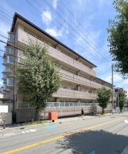 阪急宝塚線曽根駅まで徒歩13分