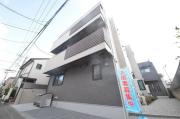 ノイエフロイデ