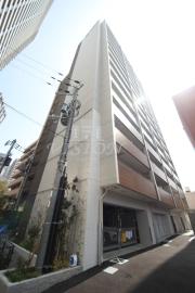 地下鉄四つ橋線肥後橋駅まで徒歩9分