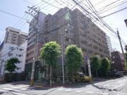 西鉄天神大牟田線薬院駅まで徒歩4分