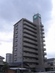 ＪＲ鹿児島本線折尾駅までバス約2分 徒歩3分