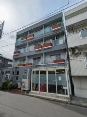 ＪＲ京浜東北・根岸線鶴見駅までバス約12分 徒歩3分
