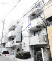 都営大江戸線中野坂上駅まで徒歩10分