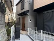 京急本線馬堀海岸駅まで徒歩12分