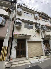 車庫付き 3F建て貸家