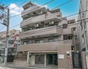 東京メトロ東西線神楽坂駅まで徒歩15分