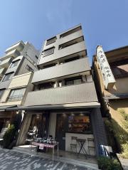 GRAND WEST