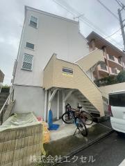 多摩都市モノレール中央大学・明星大学駅まで徒歩3分