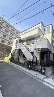 初音町1丁目 貸戸建