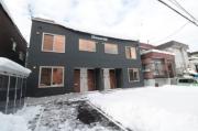 House83
