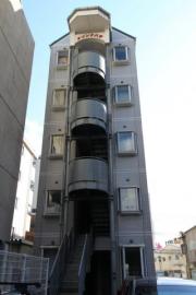 メゾンナバタ一番町