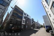 地下鉄南北線南平岸駅まで徒歩4分