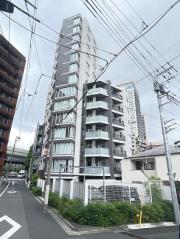 東京メトロ日比谷線広尾駅まで徒歩14分