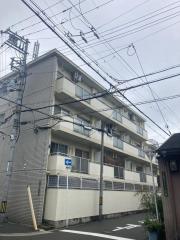 メゾンアーサー
