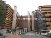 ＪＲ片町線寝屋川公園駅まで徒歩9分
