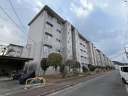 清和台住宅団地16号棟