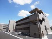 近鉄難波・奈良線学園前駅までバス約12分 徒歩4分