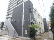 地下鉄七隈線渡辺通駅まで徒歩15分