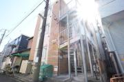 京急本線金沢八景駅まで徒歩15分