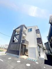 ウエストガーデン吉川高富I